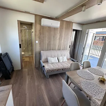 Mobile Homes With Pool - * Privlaka (Zadar)