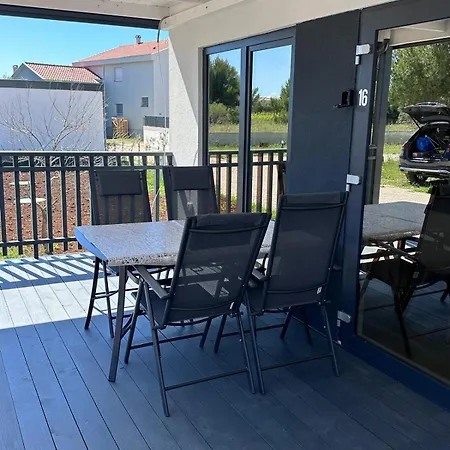 Mobile Homes With Pool - * Privlaka (Zadar)